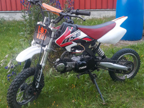 O : Crossi varaosiksi, Mopojen varaosat ja tarvikkeet, Mototarvikkeet ja varaosat, Joensuu, Tori.fi O : Crossi varaosiksi, Mopojen varaosat ja tarvikkeet, Mototarvikkeet ja varaosat, Joensuu, Tori.fi