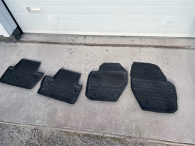 Volvo V60 kumimatot, Lisävarusteet ja autotarvikkeet, Auton varaosat ja tarvikkeet, Uusikaupunki, Tori.fi Volvo V60 kumimatot, Lisävarusteet ja autotarvikkeet, Auton varaosat ja tarvikkeet, Uusikaupunki, Tori.fi