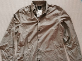 H&M kauluspaita koko M, Vaatteet ja kengät, Tuusula, Tori.fi H&M kauluspaita koko M, Vaatteet ja kengät, Tuusula, Tori.fi