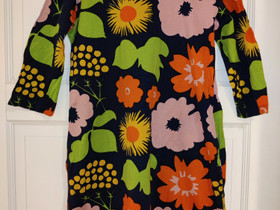 Marimekko Marjailla Kukkatori mekko S, Vaatteet ja kengät, Lempäälä, Tori.fi Marimekko Marjailla Kukkatori mekko S, Vaatteet ja kengät, Lempäälä, Tori.fi