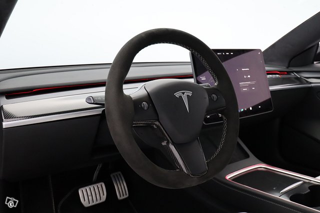 Tesla Model 3 15