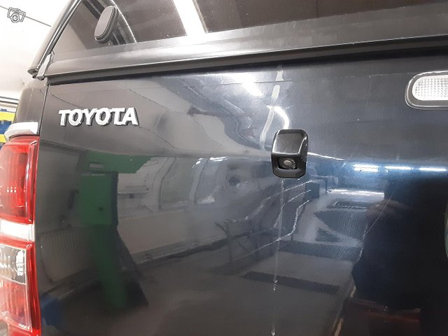 Toyota Hilux 19