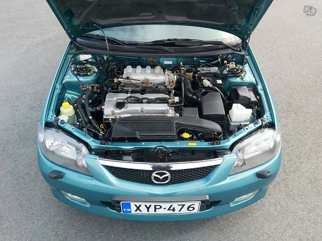 Mazda 323 8