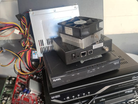 Läjä elektroniikkaa, Muu viihde-elektroniikka, Viihde-elektroniikka, Pori, Tori.fi Läjä elektroniikkaa, Muu viihde-elektroniikka, Viihde-elektroniikka, Pori, Tori.fi