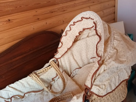 Vauvan kori, Tuolit, sängyt ja kalusteet, Lastentarvikkeet ja lelut, Rovaniemi, Tori.fi Vauvan kori, Tuolit, sängyt ja kalusteet, Lastentarvikkeet ja lelut, Rovaniemi, Tori.fi