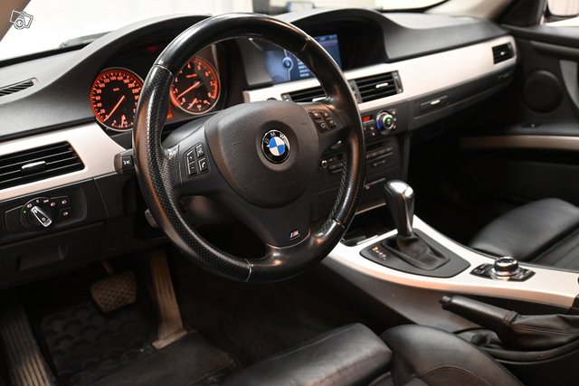 BMW 325 15