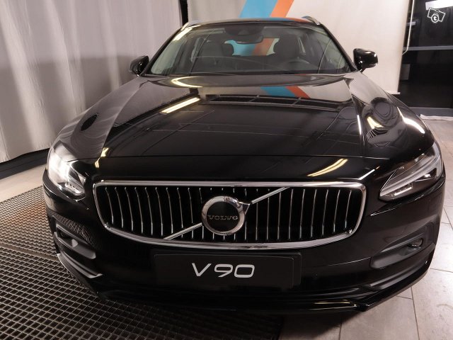 Volvo V90 4
