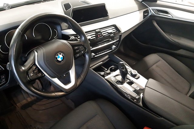 BMW 5-SARJA 6