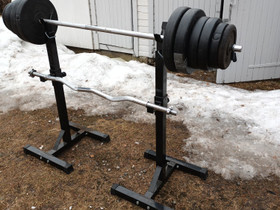 Kyykky/penkki teline, Kuntoilu ja fitness, Urheilu ja ulkoilu, Kajaani, Tori.fi Kyykky/penkki teline, Kuntoilu ja fitness, Urheilu ja ulkoilu, Kajaani, Tori.fi