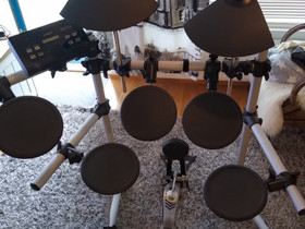 Yamaha DTX500 sähkörummut, Rummut, Musiikki ja soittimet, Tampere, Tori.fi Yamaha DTX500 sähkörummut, Rummut, Musiikki ja soittimet, Tampere, Tori.fi