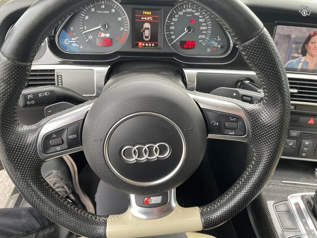Audi S6 12