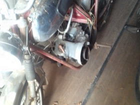 Vanhoja Mopedeita 2kpl., Mopoautot, Moto, Heinola, Tori.fi Vanhoja Mopedeita 2kpl., Mopoautot, Moto, Heinola, Tori.fi