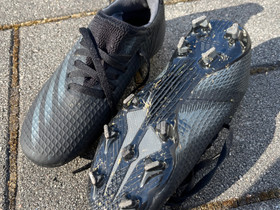 Adidas Ghosted 3 -nappulakengät, koko 32, Jalkapallo, Urheilu ja ulkoilu, Kajaani, Tori.fi Adidas Ghosted 3 -nappulakengät, koko 32, Jalkapallo, Urheilu ja ulkoilu, Kajaani, Tori.fi