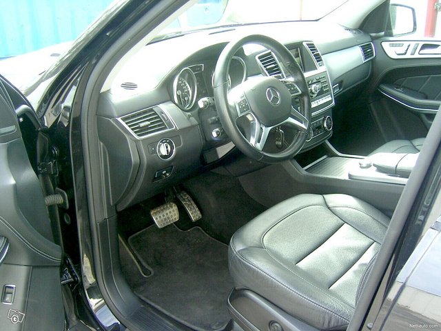 Mercedes-Benz GL 6