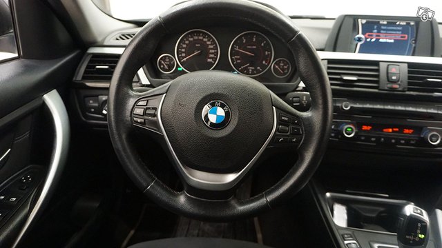 BMW 320 13