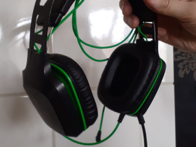 Razer pelikuulokkeet, Muu tietotekniikka, Tietokoneet ja lisälaitteet, Tornio, Tori.fi Razer pelikuulokkeet, Muu tietotekniikka, Tietokoneet ja lisälaitteet, Tornio, Tori.fi