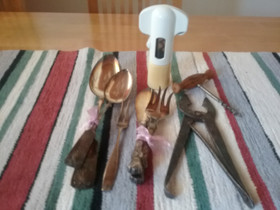 Vanhat tarjoiluvälineet,sokerisasakset ym., Keittiövälineet, Keittiötarvikkeet ja astiat, Lappeenranta, Tori.fi Vanhat tarjoiluvälineet,sokerisasakset ym., Keittiövälineet, Keittiötarvikkeet ja astiat, Lappeenranta, Tori.fi