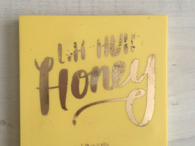 Colourpop Uh Huh Honey luomiväripaletti, Kauneudenhoito ja kosmetiikka, Terveys ja hyvinvointi, Kouvola, Tori.fi Colourpop Uh Huh Honey luomiväripaletti, Kauneudenhoito ja kosmetiikka, Terveys ja hyvinvointi, Kouvola, Tori.fi