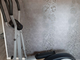 Crosstrainer, Kuntoilu ja fitness, Urheilu ja ulkoilu, Kempele, Tori.fi Crosstrainer, Kuntoilu ja fitness, Urheilu ja ulkoilu, Kempele, Tori.fi