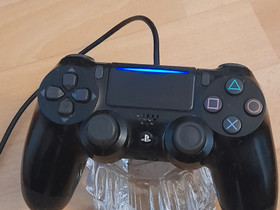 Sony playstation 4 Ohjain, Pelikonsolit ja pelaaminen, Viihde-elektroniikka, Pietarsaari, Tori.fi Sony playstation 4 Ohjain, Pelikonsolit ja pelaaminen, Viihde-elektroniikka, Pietarsaari, Tori.fi