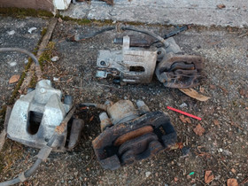 Mazda 5 06 etu- ja takajarru satulat, Autovaraosat, Auton varaosat ja tarvikkeet, Suomussalmi, Tori.fi Mazda 5 06 etu- ja takajarru satulat, Autovaraosat, Auton varaosat ja tarvikkeet, Suomussalmi, Tori.fi