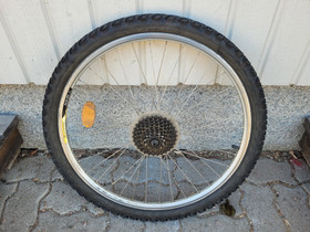 Takavanne kumeineen (24" 8-ratasta), Pyörätarvikkeet ja kypärät, Polkupyörät ja pyöräily, Lappeenranta, Tori.fi Takavanne kumeineen (24" 8-ratasta), Pyörätarvikkeet ja kypärät, Polkupyörät ja pyöräily, Lappeenranta, Tori.fi