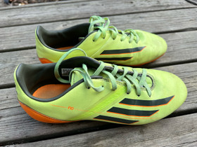 Adidas futiskengät 36 2/3, Jalkapallo, Urheilu ja ulkoilu, Lahti, Tori.fi Adidas futiskengät 36 2/3, Jalkapallo, Urheilu ja ulkoilu, Lahti, Tori.fi