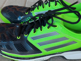 Adidas Adiprene+ sisäpelikengät, Pallopelit, Urheilu ja ulkoilu, Mäntyharju, Tori.fi Adidas Adiprene+ sisäpelikengät, Pallopelit, Urheilu ja ulkoilu, Mäntyharju, Tori.fi