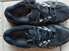 Adidas lenkkarit, Juoksu ja lenkkeily, Urheilu ja ulkoilu, Mäntyharju, Tori.fi Adidas lenkkarit, Juoksu ja lenkkeily, Urheilu ja ulkoilu, Mäntyharju, Tori.fi