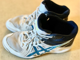 Asics Gel-Task sisäpelikengät (koko 42,5), Pallopelit, Urheilu ja ulkoilu, Turku, Tori.fi Asics Gel-Task sisäpelikengät (koko 42,5), Pallopelit, Urheilu ja ulkoilu, Turku, Tori.fi