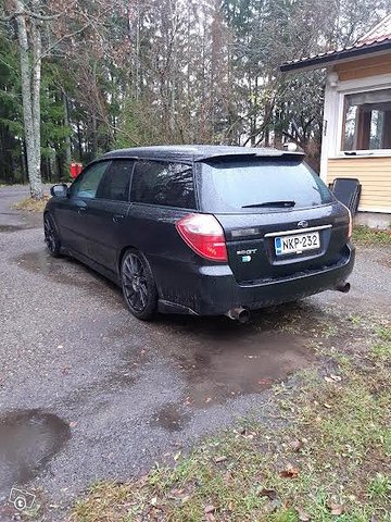 Subaru Legacy 6