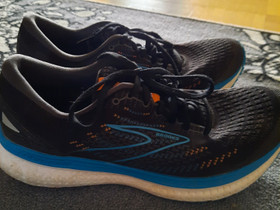 Brooks glycerin juoksulenkkarit 43, Juoksu ja lenkkeily, Urheilu ja ulkoilu, Hollola, Tori.fi Brooks glycerin juoksulenkkarit 43, Juoksu ja lenkkeily, Urheilu ja ulkoilu, Hollola, Tori.fi