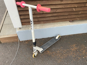 Jdbug scootti, Muu urheilu ja ulkoilu, Urheilu ja ulkoilu, Tuusula, Tori.fi Jdbug scootti, Muu urheilu ja ulkoilu, Urheilu ja ulkoilu, Tuusula, Tori.fi