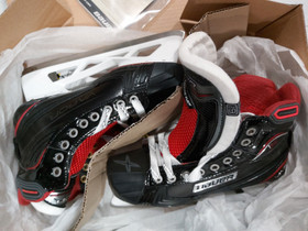 Uudet Bauer Vapor 1x mv luistimet koko 41, Jääkiekko ja luistelu, Urheilu ja ulkoilu, Helsinki, Tori.fi Uudet Bauer Vapor 1x mv luistimet koko 41, Jääkiekko ja luistelu, Urheilu ja ulkoilu, Helsinki, Tori.fi