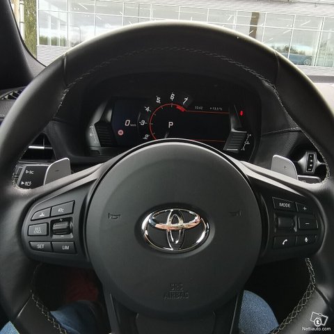 Toyota Supra 13