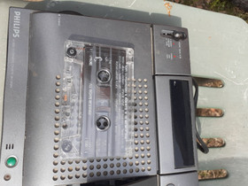 Philipsin vanha radio/mankka, Audio ja musiikkilaitteet, Viihde-elektroniikka, Kuortane, Tori.fi Philipsin vanha radio/mankka, Audio ja musiikkilaitteet, Viihde-elektroniikka, Kuortane, Tori.fi