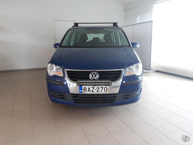 Volkswagen TOURAN 2