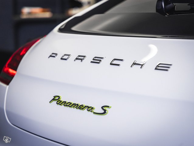 Porsche Panamera 14