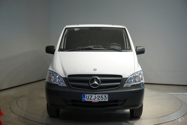 Mercedes-Benz Vito 2