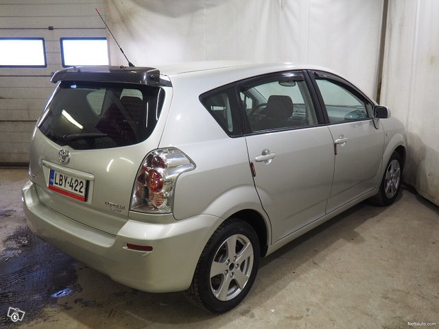 Toyota Corolla Verso 6
