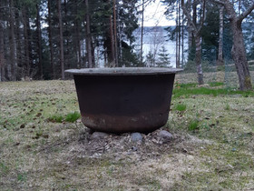 Rautapata, Ruukut, kivet ja koristeet, Piha ja puutarha, Parikkala, Tori.fi Rautapata, Ruukut, kivet ja koristeet, Piha ja puutarha, Parikkala, Tori.fi