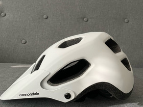 Cannondale Ryker kypärä, Pyörätarvikkeet ja kypärät, Polkupyörät ja pyöräily, Mikkeli, Tori.fi Cannondale Ryker kypärä, Pyörätarvikkeet ja kypärät, Polkupyörät ja pyöräily, Mikkeli, Tori.fi
