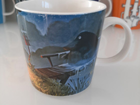 PIKKUVIKAINEN muumimuki Yksin kotona, Kahvikupit, mukit ja lasit, Keittiötarvikkeet ja astiat, Kangasala, Tori.fi PIKKUVIKAINEN muumimuki Yksin kotona, Kahvikupit, mukit ja lasit, Keittiötarvikkeet ja astiat, Kangasala, Tori.fi