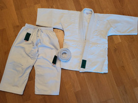Judopuku 120cm Kizoku, Kamppailulajit, Urheilu ja ulkoilu, Hämeenlinna, Tori.fi Judopuku 120cm Kizoku, Kamppailulajit, Urheilu ja ulkoilu, Hämeenlinna, Tori.fi