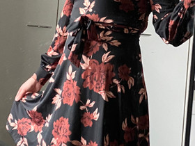 Mekko 36/38, Vaatteet ja kengät, Turku, Tori.fi Mekko 36/38, Vaatteet ja kengät, Turku, Tori.fi
