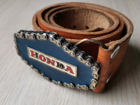 Honda - 1976 solki ja vyö, Muu keräily, Keräily, Mikkeli, Tori.fi Honda - 1976 solki ja vyö, Muu keräily, Keräily, Mikkeli, Tori.fi