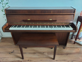 Kawai piano ja kaksi pianotuolia, Pianot, urut ja koskettimet, Musiikki ja soittimet, Jyväskylä, Tori.fi Kawai piano ja kaksi pianotuolia, Pianot, urut ja koskettimet, Musiikki ja soittimet, Jyväskylä, Tori.fi