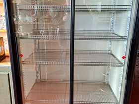 Helkama juomakaappi, Liikkeille ja yrityksille, Kivijärvi, Tori.fi Helkama juomakaappi, Liikkeille ja yrityksille, Kivijärvi, Tori.fi