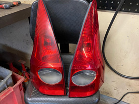 Renault Megane Farmarin takavalot ja vasen umpio, Autovaraosat, Auton varaosat ja tarvikkeet, Kouvola, Tori.fi Renault Megane Farmarin takavalot ja vasen umpio, Autovaraosat, Auton varaosat ja tarvikkeet, Kouvola, Tori.fi
