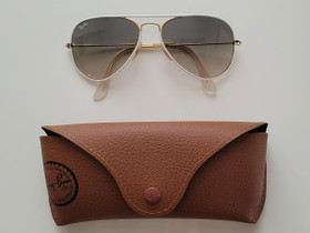 RAY BAN Aviator -aurinkolasit, Muut asusteet, Asusteet ja kellot, Tampere, Tori.fi RAY BAN Aviator -aurinkolasit, Muut asusteet, Asusteet ja kellot, Tampere, Tori.fi